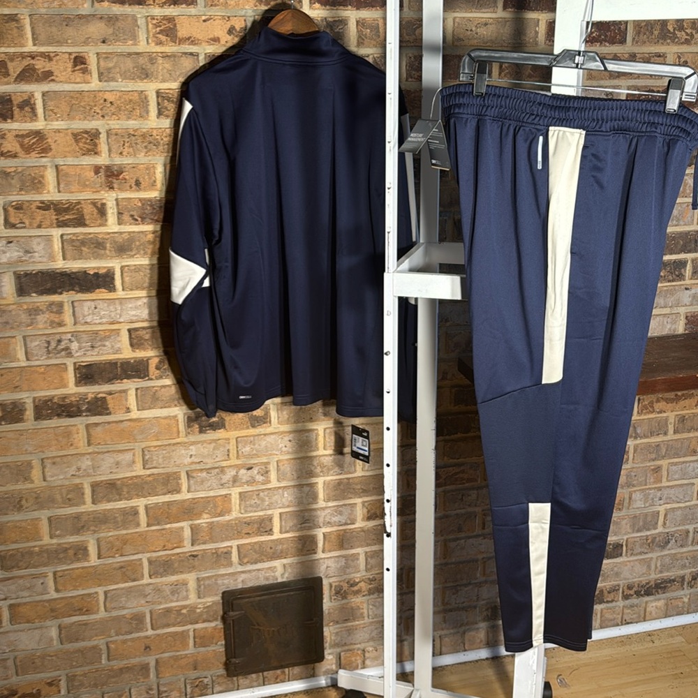 Puma xl athletic set.